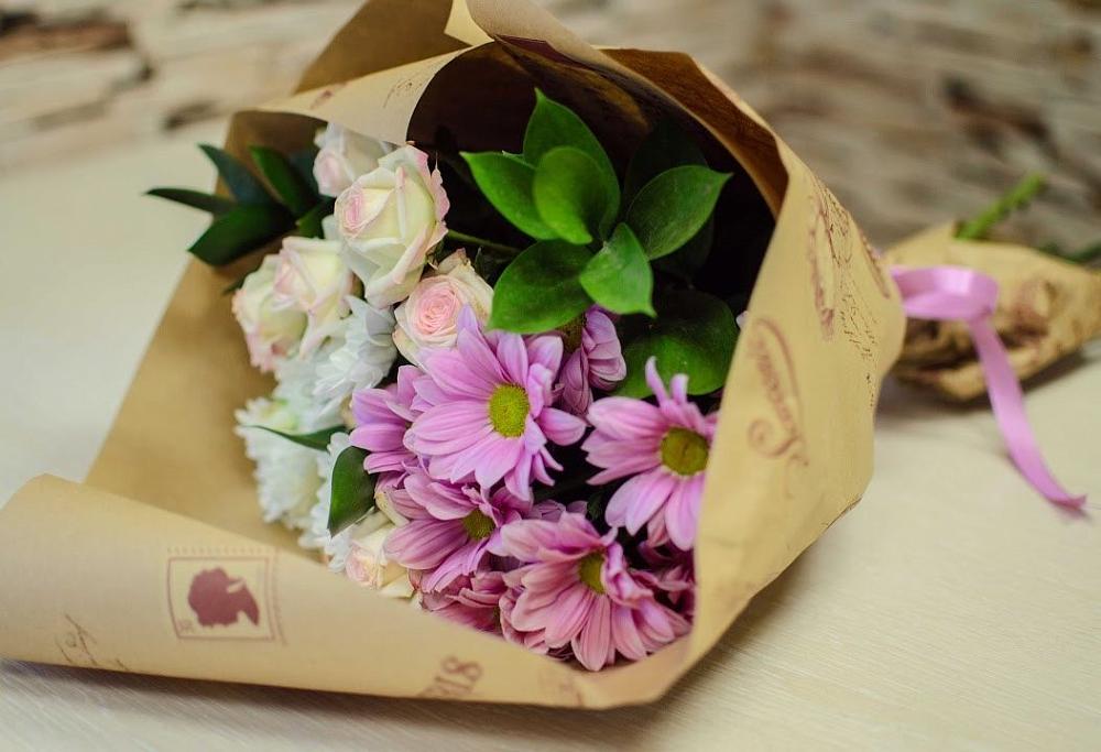 Букет цветов из: Розы и Хризантемы в Синьково