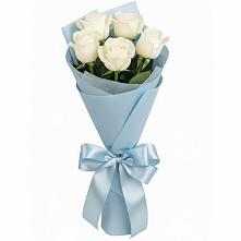 Букет 5 Белых роз Проуд в Синьково