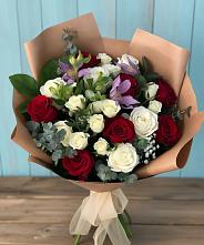 Букет цветов из:  Розы и Альстромерии в Синьково