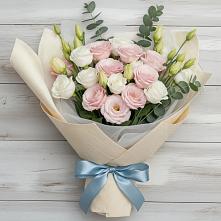 Букет цветов из:  Лизиантусы в Синьково
