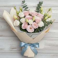 Букет цветов из:  Лизиантусы в Синьково