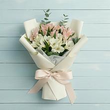 Букет цветов из:  Альстромерии в Синьково
