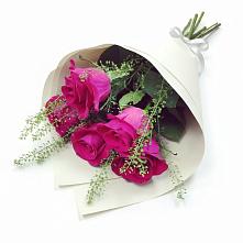 Букет цветов из:  Розы в Синьково