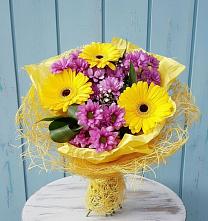 Букет цветов из:  Хризантемы и Герберы в Синьково