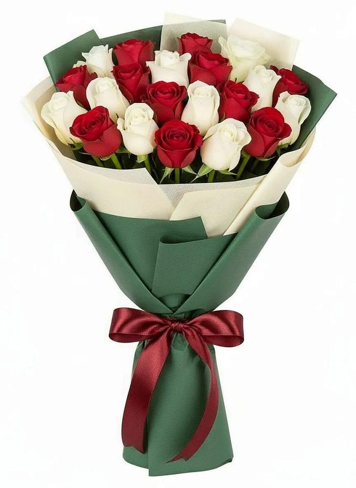 Букет Микс из красных и белых роз в Синьково