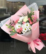 Букет цветов из:  Розы, Лизиантусы и Хризантемы в Синьково