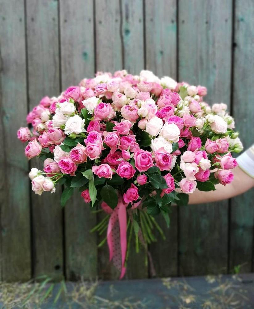 Букет Розовые кустовые розы Натали и Лав Лидия в Синьково