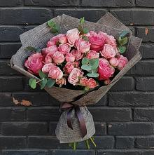 Букет цветов из:  Розы в Синьково